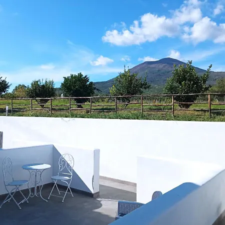 Vesuvio Casa De Charme Bed & Breakfast Trecase Exterior photo